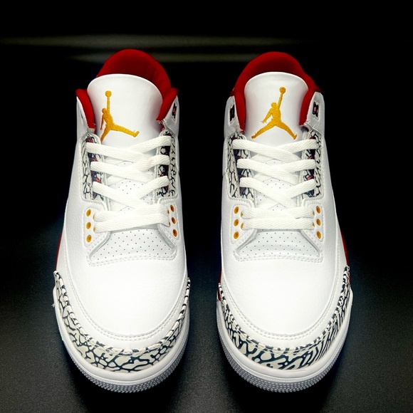 Jordan 3 Cardinal Red - Picture 2 of 9